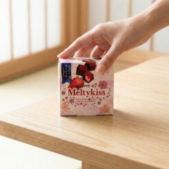Alternative view of Socola Meiji Meltykiss Nhật Bản – Chocolate tan chảy mùa đông (3 vị)