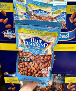 Hạnh nhân rang muối nhẹ Blue Diamond Almonds Lightly Salted (Low Sodium)