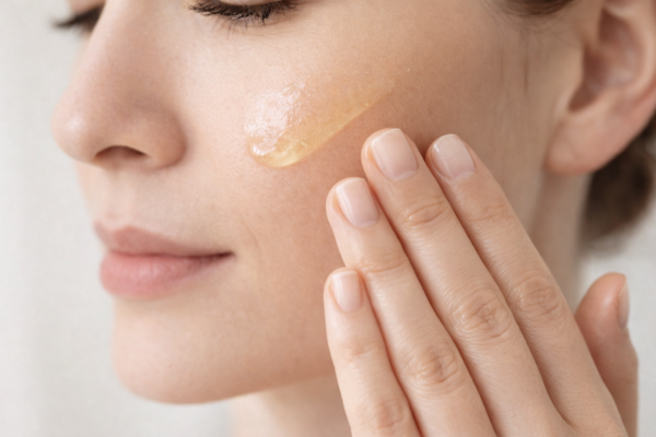 Vitamin C có tác dụng gì? Dùng sáng hay tối? - Yêu Hàng Ngoại