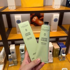 Kem dưỡng da tay L'Occitane Amande Sublime Hand Cream Pháp Kem dưỡng da tay L'Occitane Amande Sublime Hand Cream Pháp - Yêu Hàng Ngoại