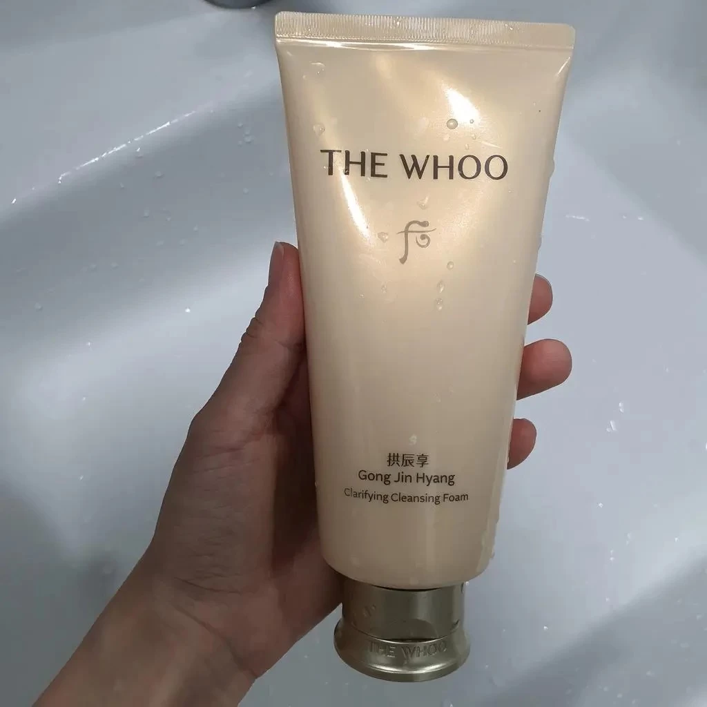 Sữa Rửa Mặt THE WHOO Gong Jin Hyang Clarifying Cleansing Foam Sữa Rửa Mặt THE WHOO Gong Jin Hyang Clarifying Cleansing Foam - Ảnh 2