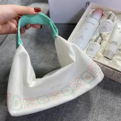Giftset Tiền Tinh Chất The Whoo Bichup Treatment Essence Special Set Mẫu Mới Giftset Tiền Tinh Chất The Whoo Bichup Treatment Essence Special Set Mẫu Mới - Yêu Hàng Ngoại