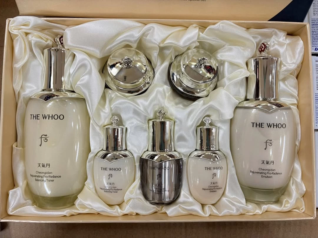 Bộ Dưỡng Da THE WHOO Cheongidan Rejuvenating Pro-Radiance 7 Món Bộ Dưỡng Da THE WHOO Cheongidan Rejuvenating Pro-Radiance 7 Món - Ảnh 4