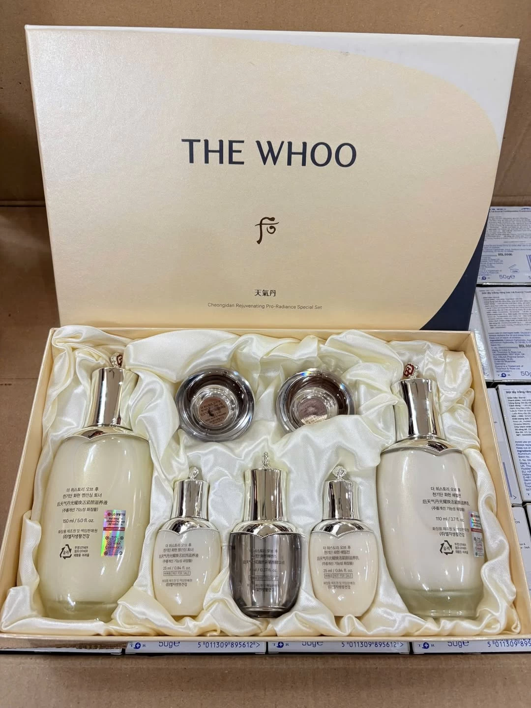 Bộ Dưỡng Da THE WHOO Cheongidan Rejuvenating Pro-Radiance 7 Món Bộ Dưỡng Da THE WHOO Cheongidan Rejuvenating Pro-Radiance 7 Món - Ảnh 3