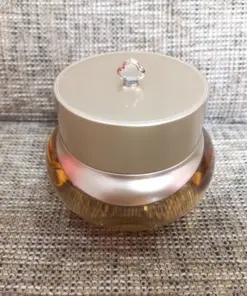 Kem Dưỡng Ẩm Săn Chắc Da THE WHOO Gongjinhyang Firming Cream 50ml Kem Dưỡng Ẩm Săn Chắc Da THE WHOO Gongjinhyang Firming Cream 50ml - Yêu Hàng Ngoại