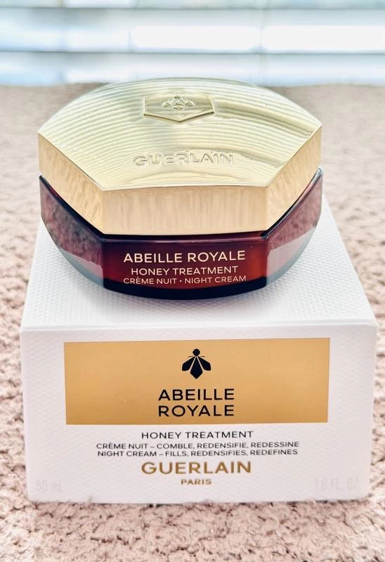 Kem Dưỡng Đêm Guerlain Abeille Royale Night Cream Kem Dưỡng Đêm Guerlain Abeille Royale Night Cream - Yêu Hàng Ngoại