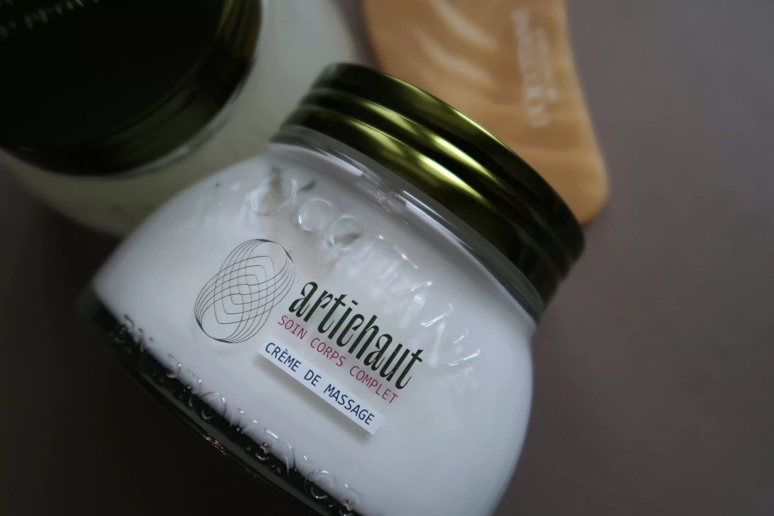 Kem Massage Săn Chắc Da L'Occitane Artichaut Crème de Massage Kem Massage Săn Chắc Da L'Occitane Artichaut Crème de Massage - Yêu Hàng Ngoại