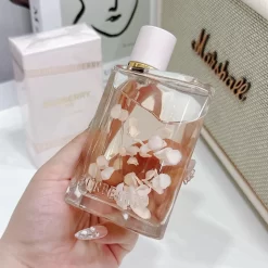 Nước Hoa Burberry Her Eau de Parfum Petals Limited Edition Nước Hoa Burberry Her Eau de Parfum Petals Limited Edition - Yêu Hàng Ngoại