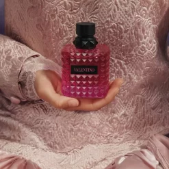 Nước hoa Valentino Donna Born in Roma Extradose Parfum Nước hoa Valentino Donna Born in Roma Extradose Parfum - Yêu Hàng Ngoại