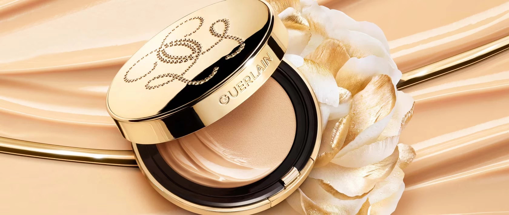 Phấn nước Guerlain Parure Gold Skin Mesh Cushion Fresh Glow Foundation SPF 50 & PA ++++ Phấn nước Guerlain Parure Gold Skin Mesh Cushion Fresh Glow Foundation SPF 50 & PA ++++ - Yêu Hàng Ngoại