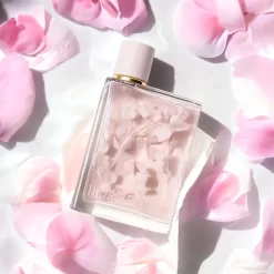 Nước Hoa Burberry Her Eau de Parfum Petals Limited Edition Nước Hoa Burberry Her Eau de Parfum Petals Limited Edition - Yêu Hàng Ngoại