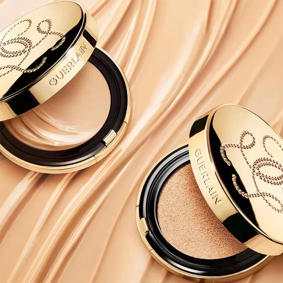 Phấn nước Guerlain Parure Gold Skin Mesh Cushion Fresh Glow Foundation SPF 50 & PA ++++ Phấn nước Guerlain Parure Gold Skin Mesh Cushion Fresh Glow Foundation SPF 50 & PA ++++ - Yêu Hàng Ngoại