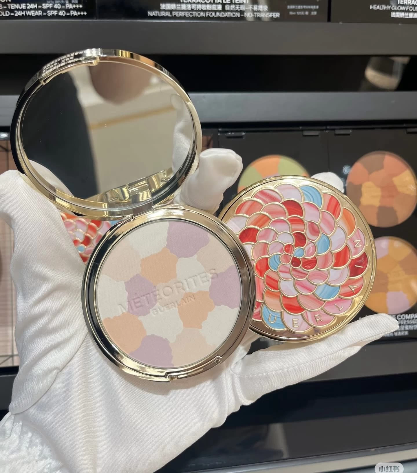 Phấn Nén Guerlain Météorites Compact Mattifying and Setting Powder Phấn Nén Guerlain Météorites Compact Mattifying and Setting Powder - Yêu Hàng Ngoại