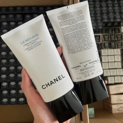 Alternative view of Sữa Rửa Mặt Tạo Bọt CHANEL LA MOUSSE Anti-Pollution Cleansing Cream-To-Foam (150ml)