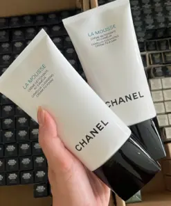 Sữa Rửa Mặt Tạo Bọt CHANEL LA MOUSSE Anti-Pollution Cleansing Cream-To-Foam (150ml) Sữa Rửa Mặt Tạo Bọt CHANEL LA MOUSSE Anti-Pollution Cleansing Cream-To-Foam (150ml) - Yêu Hàng Ngoại