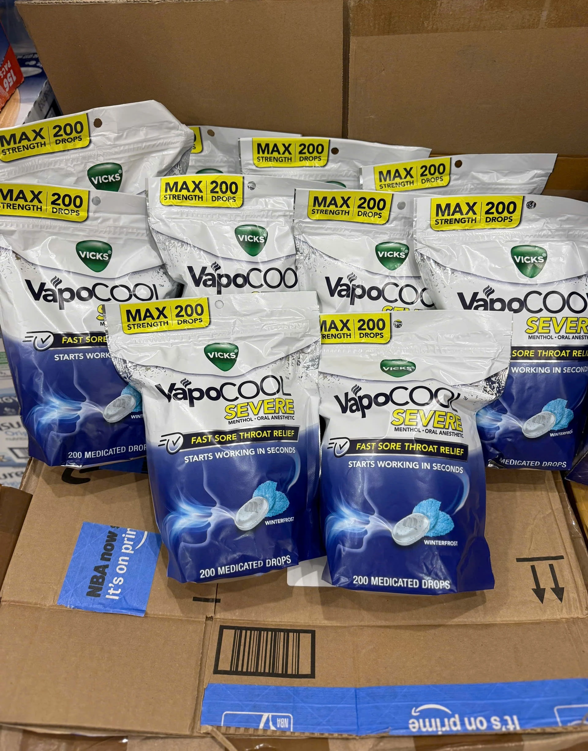 Viên Ngậm Giảm Đau Rát Họng Vicks VapoCOOL SEVERE Winterfrost – Túi 200 Viên (Mỹ) Viên Ngậm Giảm Đau Rát Họng Vicks VapoCOOL SEVERE Winterfrost – Túi 200 Viên (Mỹ) - Yêu Hàng Ngoại