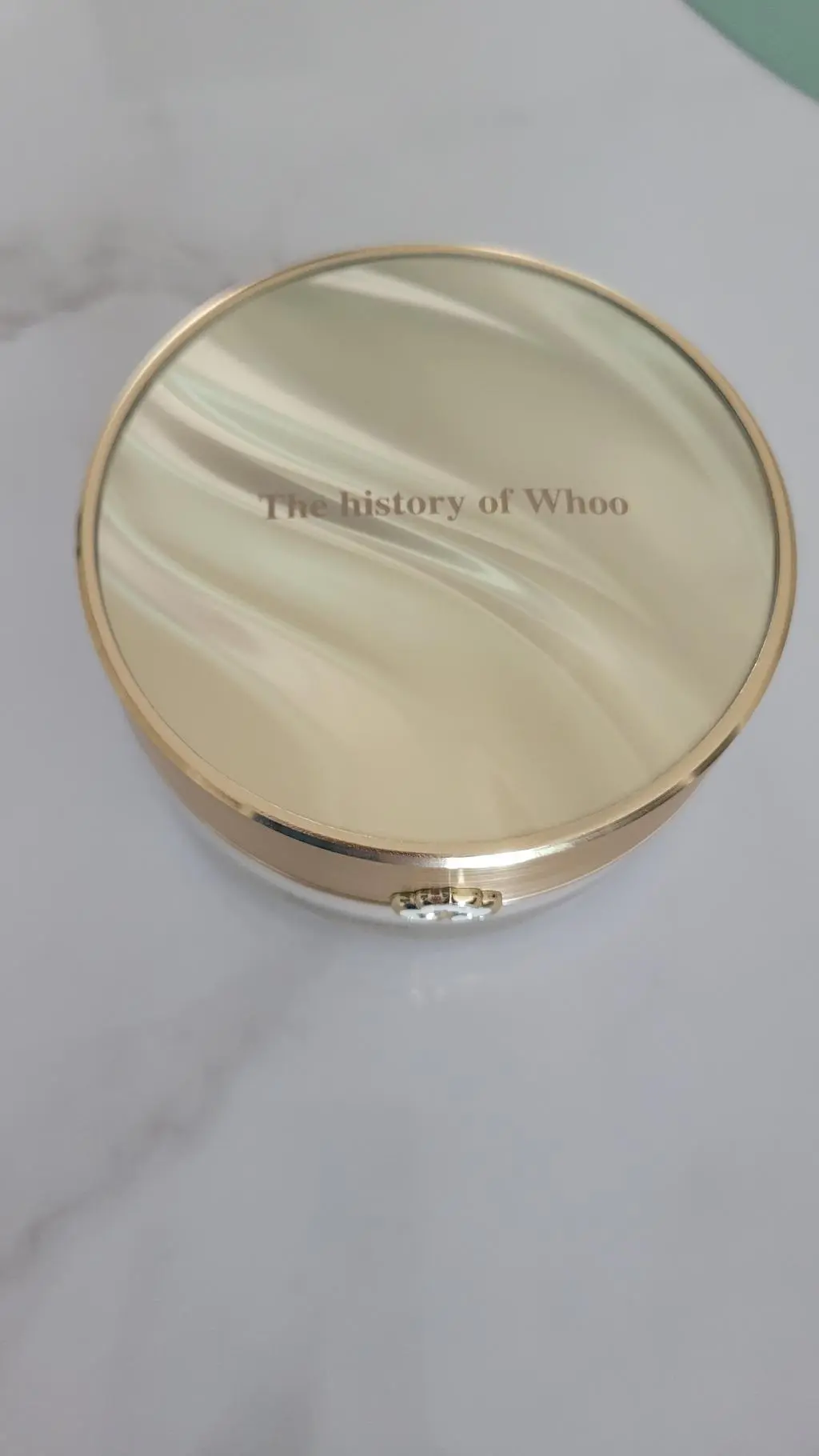 Phấn phủ bột THE WHOO Gongjinhyang Mi Luxury Luminous Powder 28g Phấn phủ bột THE WHOO Gongjinhyang Mi Luxury Luminous Powder 28g - Yêu Hàng Ngoại