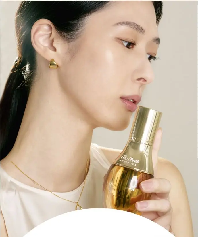 Tinh Chất OHUI The First Geniture Sym-Micro Essence 50ml Hàn Quốc Tinh Chất OHUI The First Geniture Sym-Micro Essence 50ml Hàn Quốc - Yêu Hàng Ngoại