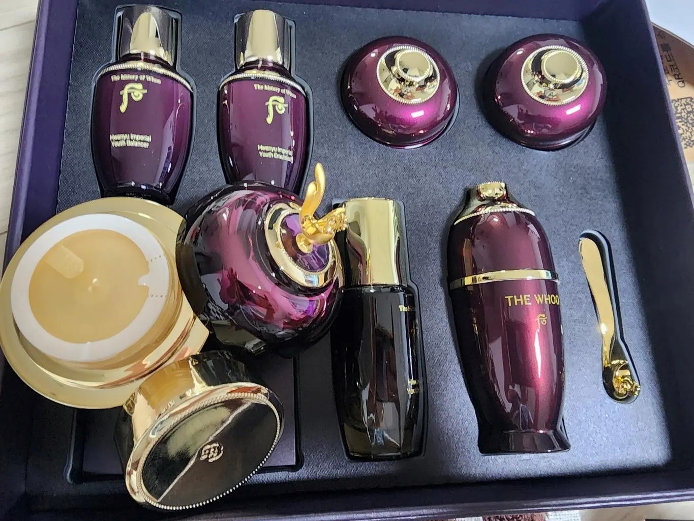 Bộ kem mắt THE WHOO Hwanyu Imperial Youth Eye Cream 25ml Special Set kèm 6 mini Bộ kem mắt THE WHOO Hwanyu Imperial Youth Eye Cream 25ml Special Set kèm 6 mini - Ảnh 5